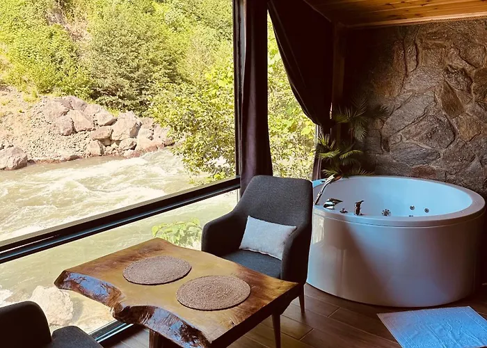Ayder Royal Resort - Bungalows With River Charm