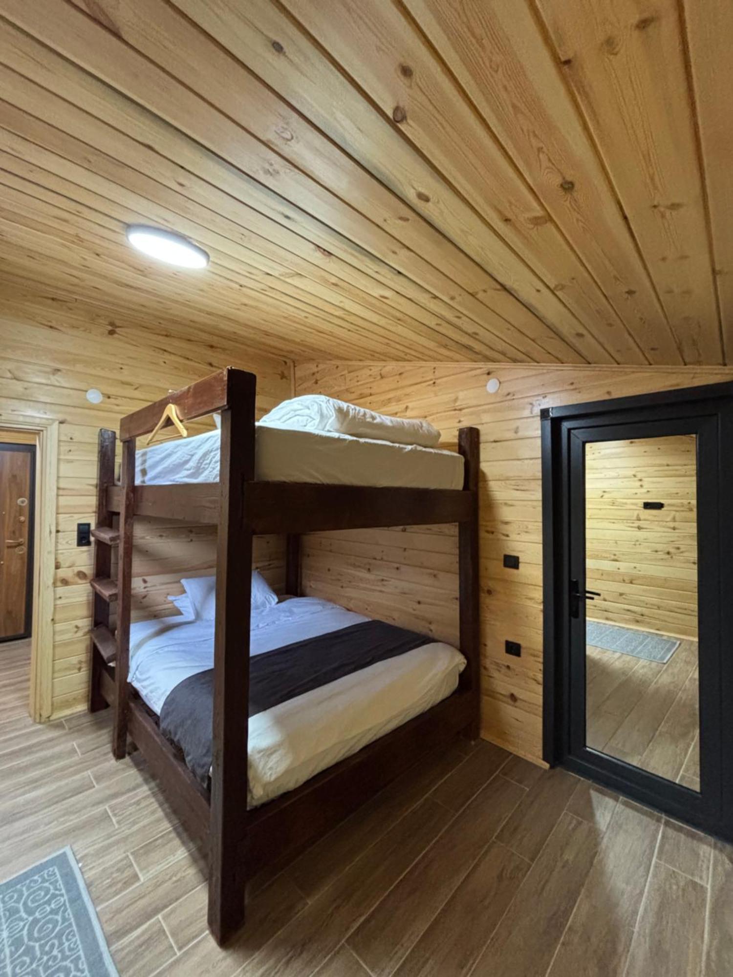 Ayder Royal - With River Charm Dağ evi *